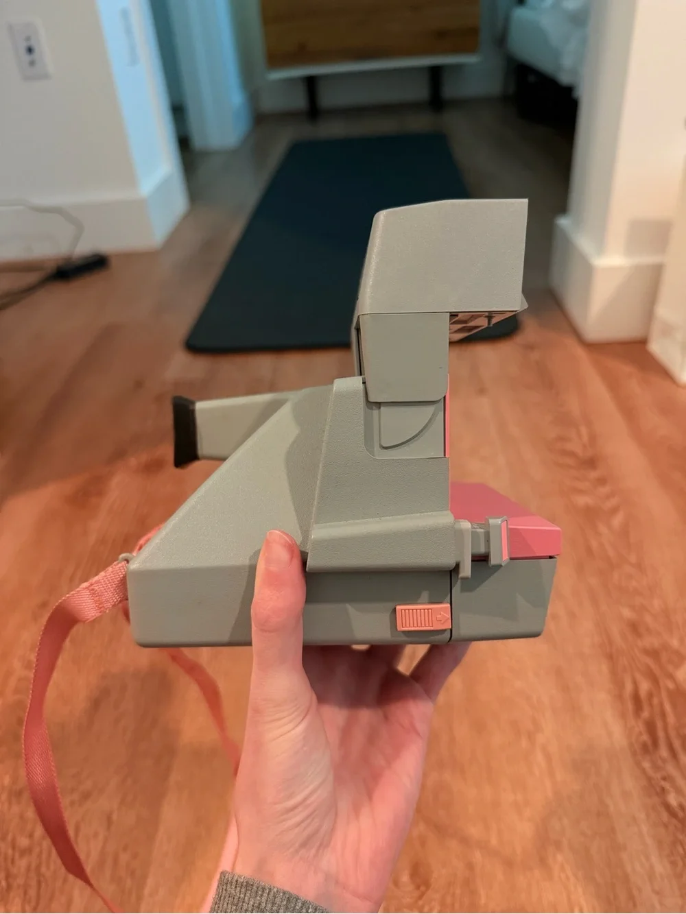 Vintage 1980’s Polaroid cool cam 600